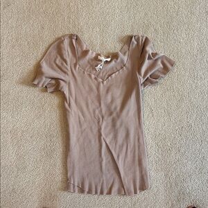 Gilded Intent Short Sleeve Scoop Neck Top in Taupe